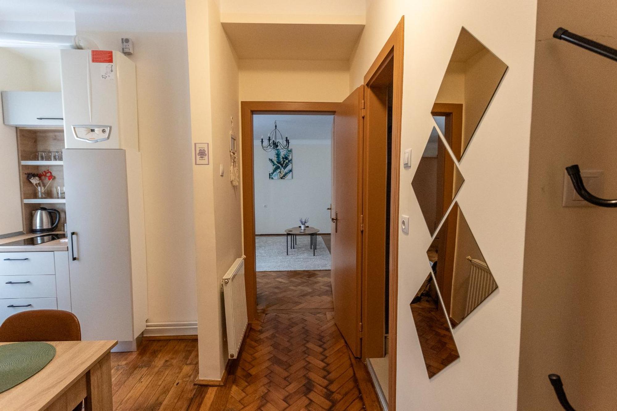 Supreme Deer Apartment Brasov Ngoại thất bức ảnh